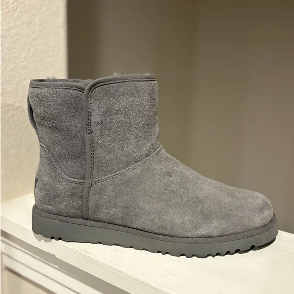 UGG Cory II Genuine Shearling Lined Boot Gray Suede 1125792 Womens Size 7 - Picture 2 of 10